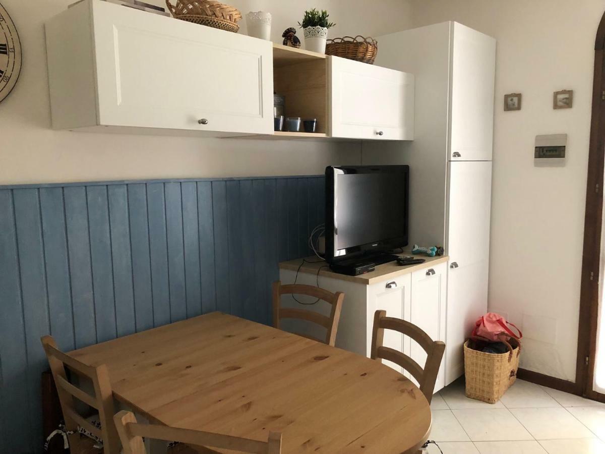 מרינה רומיאה Appartamento Curato Con Giardino מראה חיצוני תמונה